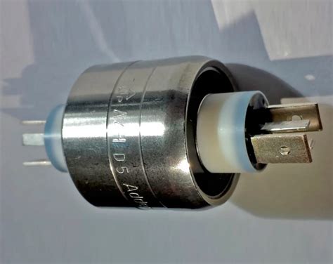 Conector Rotativo 4 Vias .